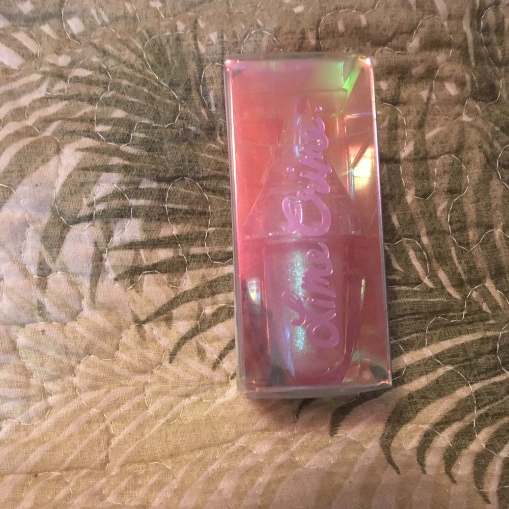 SOLD Lime crime diamond dew eyeshadow pixie pink